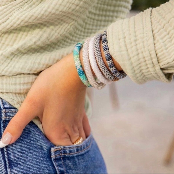 Sashka Co. Charming Beaded Bracelet - Picture 11 of 12